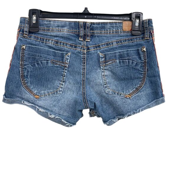 Union Bay Girls SZ 14 Jean Shorts Cuffed Stretch Whiskered Pockets Embroidered - Picture 3 of 9